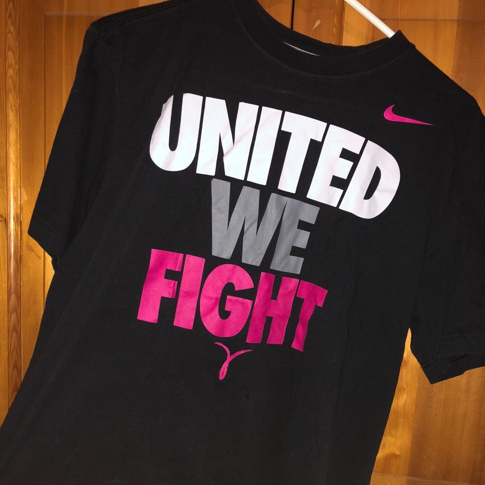 Nike workout top